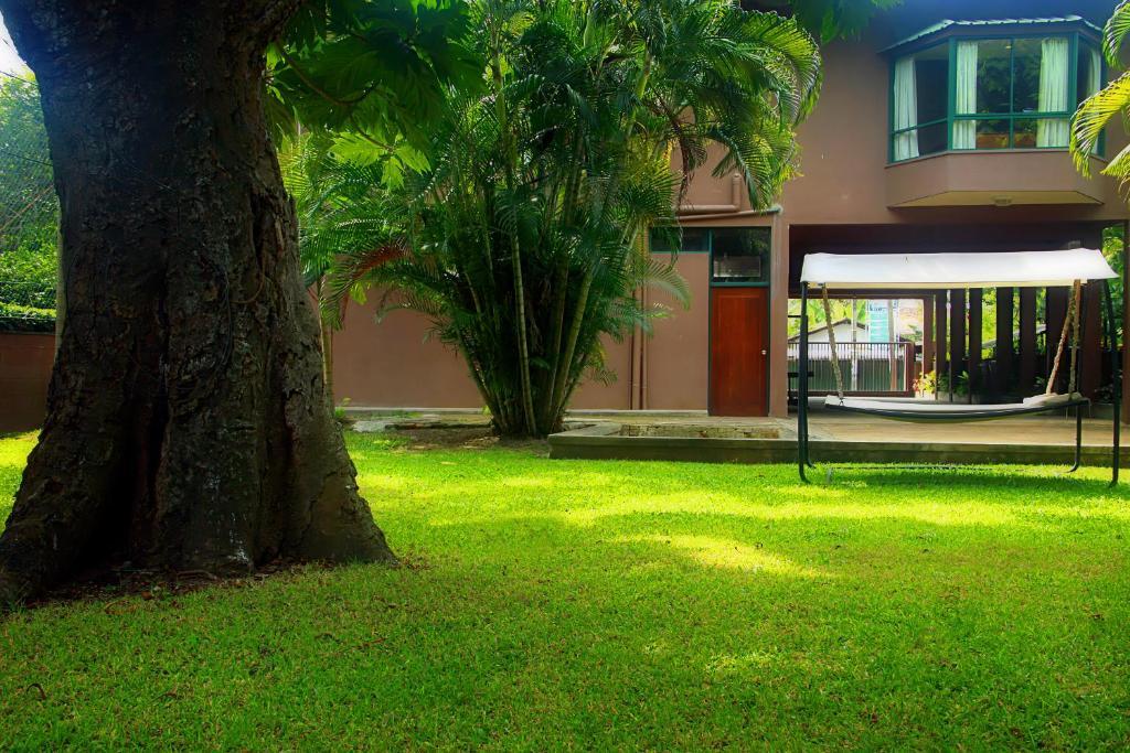 Lodge 19 Negombo Exteriör bild