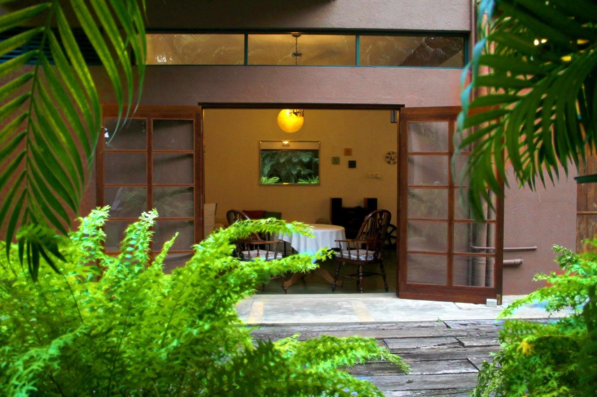 Lodge 19 Negombo Exteriör bild